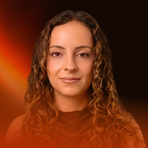 Cláudia Fernandes